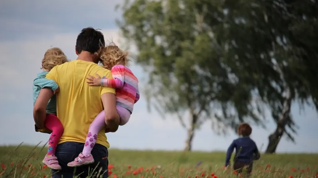 Ilustrasi anak kembar (dok.unsplash/ Juliane Liebermann)