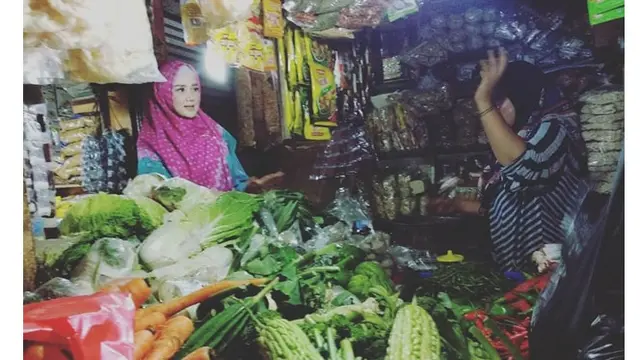 6 Potret Mulan Jameela saat Lakukan Kunjungan Masyarakat, Jalankan Tugas Anggota DPR