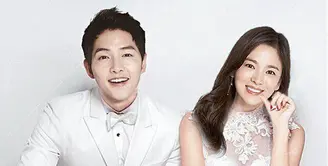 Semakin dekat hari pernikahan Song Joong Ki  dan Song Hye Kyo, nempaknya persiapan mereka pun juga sudah hampir selesai. Keduanya tinggal menunggu hari bahagianya itu tiba nanti, dan resmi menjadi suami-istri. (AFP/hyunie_park1001)