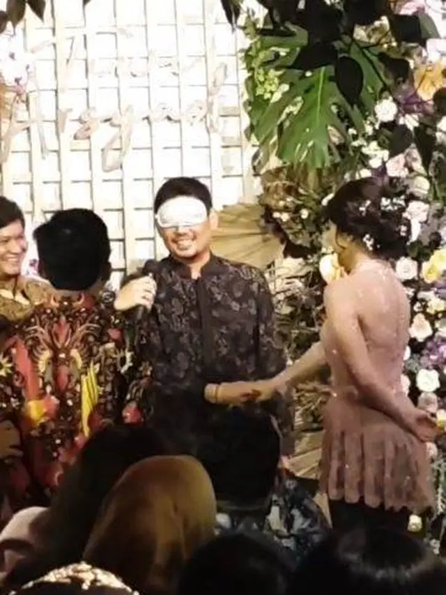 Lamaran Tiwi Eks T2