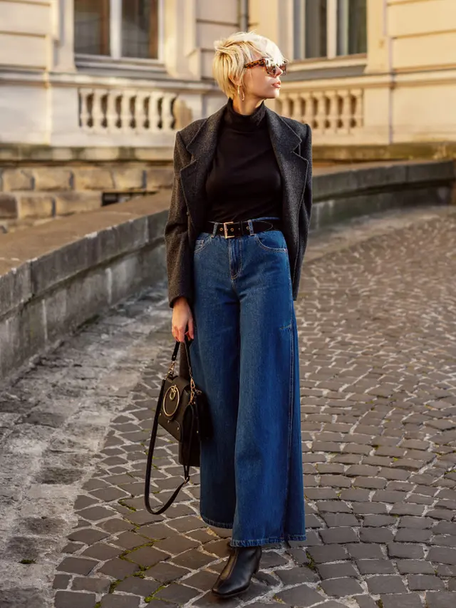 Wide leg jeans