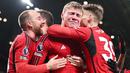 Pemain Manchester United, Rasmus Hojlund, melakukan selebrasi setelah mencetak gol ke gawang Aston Villa pada pekan ke-19 Premier League 2023/2024 di Stadion Old Trafford, Rabu (27/12/2023). Pemain asal Denmark ini akhirnya berhasil mencetak gol perdana untuk Setan Merah di Liga Inggris. (AFP/Oli Scarff)