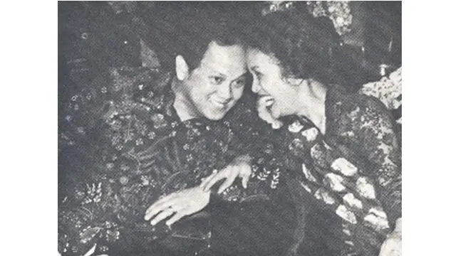 10 Foto Lawas Kebersamaan BJ Habibie dan Ainun Ini Bukti Cinta Sejati