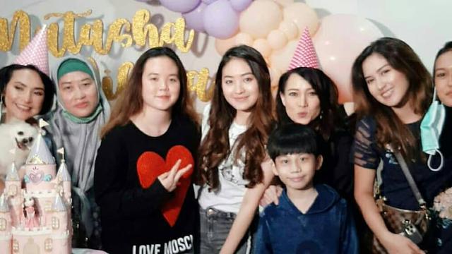 6 Momen Ulang Tahun Natasha Wilona, Dapat Kejutan dari Pemain 'Anak Band'