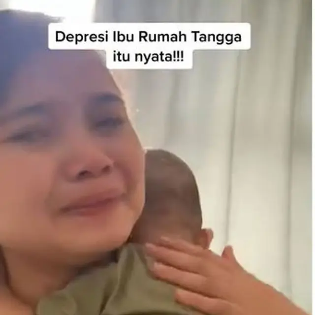 Curhat Wanita Ungkap Beratnya Jadi  Ibu Rumah Tangga Sampai Menangis