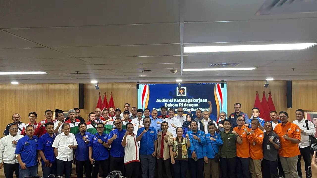 Audiensi ketenagakerjaan bersama Badan Komunikasi Pemerintah (Bakom) dan perwakilan serikat pekerja atau serikat buruh di Jakarta.
