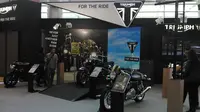 Sejak resmi masuk ke Indonesia pada bulan Februari 2014 Triumph Motorcycle telah membuka dua diler eksklusif  di Jakarta dan Serpong.