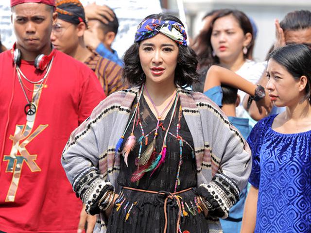 Penampilan Baru Uut Permatasari Di Single Haehae Showbiz