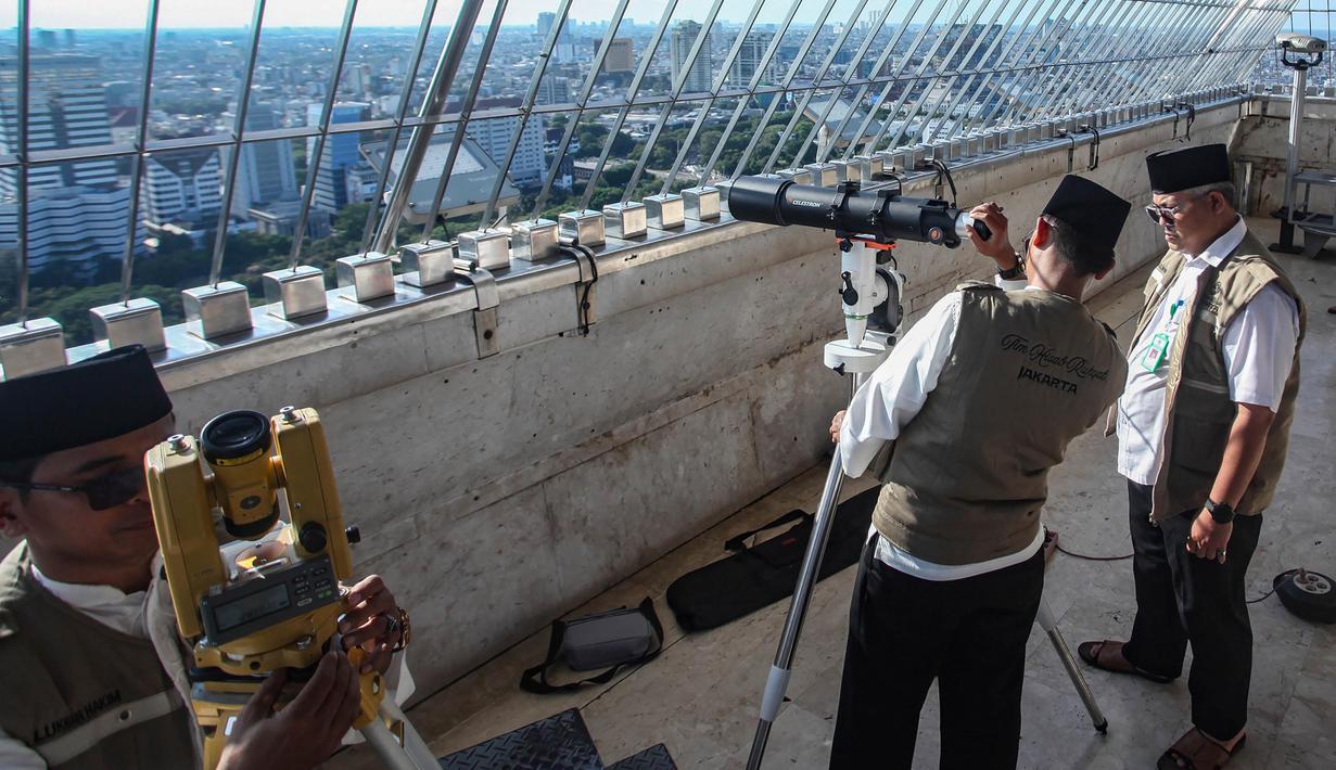 Hasil dari pemantauan hilal akan dibahas dalam sidang isbat guna menentukan awal Ramadhan 1446 Hijriah. (merdeka.com/Arie Basuki)