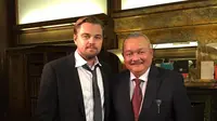 Leonardo Dicaprio wawancarai Gubernur Sumsel Alex Noerdin (Nefri Inge/Liputan6.com)