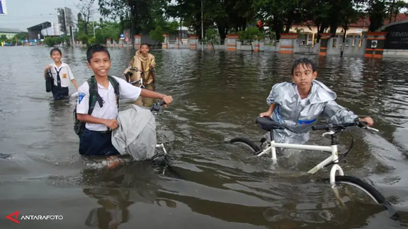 banjir-jepara-140123b.jpg