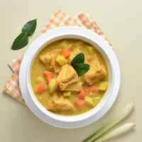 Sayur tahu santan/copyright shutterstock/ZahyMaulana