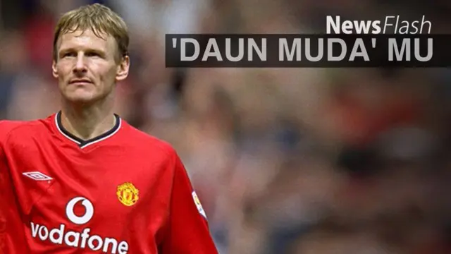 NEWS FLASH: Wajah Cantik Istri Muda Legenda MU