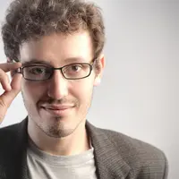 Apa pun jenis investasinya, berapa pun usiamu, pahami dulu lima hal ini sebelum berinvestasi. 