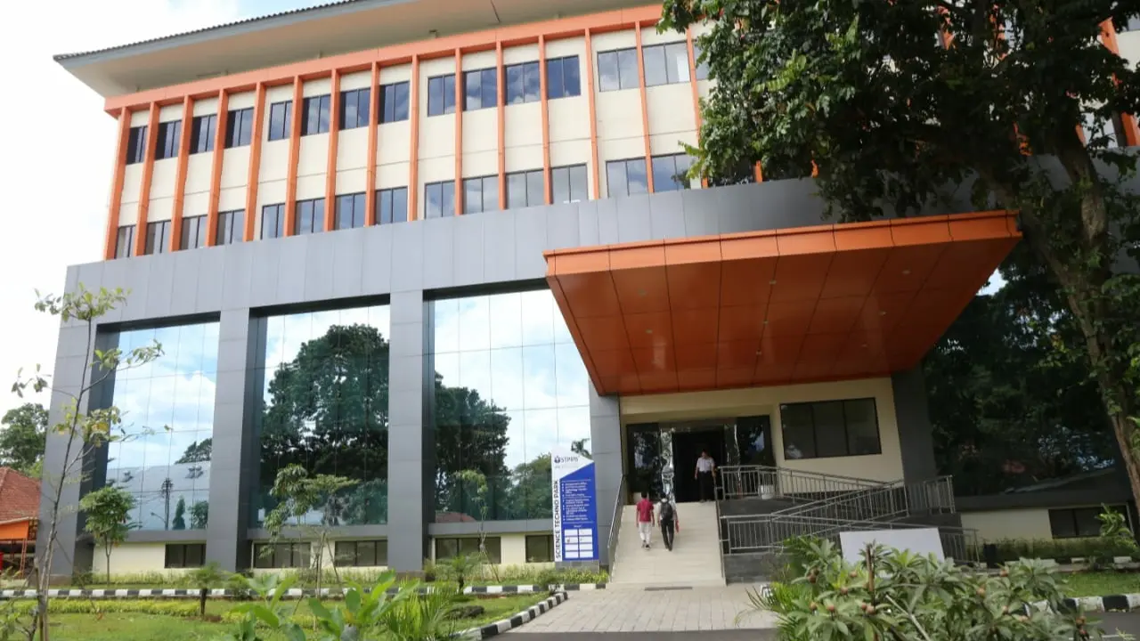 Laboratorium Collaborative Research Center milik Institut Pertanian Bogor (IPB) untuk pengujian diagnostik coronavirus disease (Covid-19