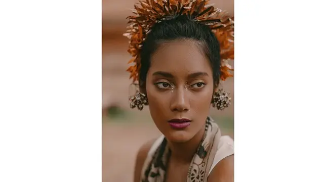 Biasa Tampil Natural, Ini 6 Potret Tara Basro dengan Makeup Tebal