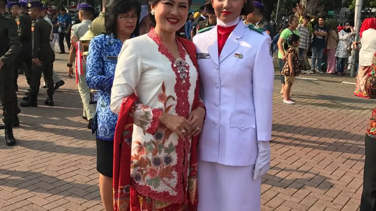Ghina Adik Tsania Marwa