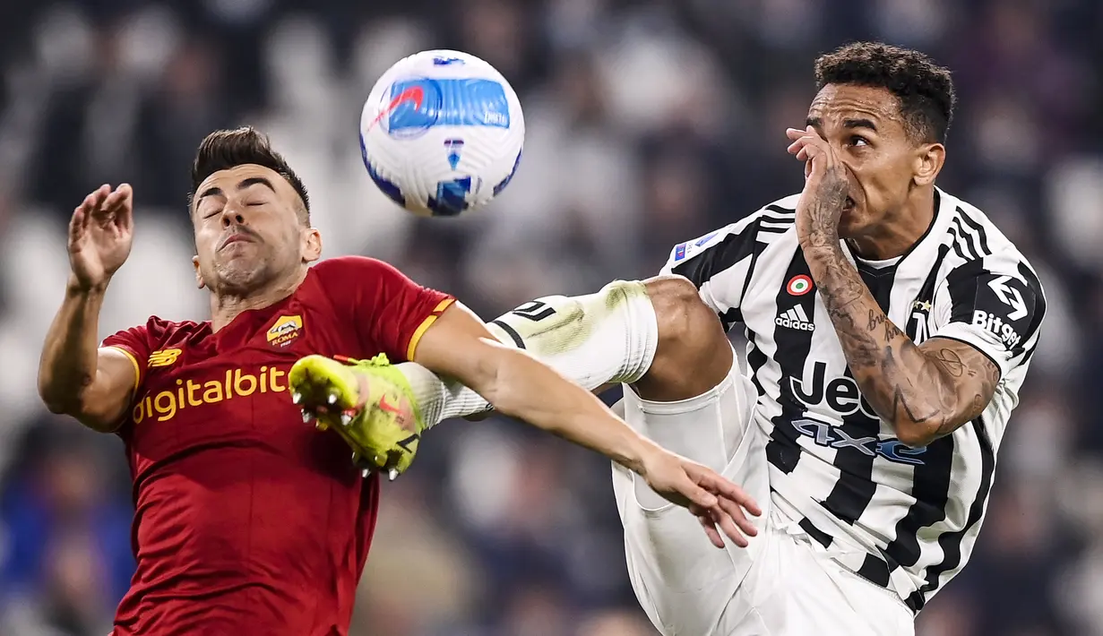 Hingga laga usai skor tak berubah untuk kemenangan Juventus dengan skor 1-0. Tambahan tiga poin membuat anak asuh Massimiliano Allegri naik ke posisi tujuh dengan 14 poin dari delapan laga. Sementara Giallorossi tertahan di urutan empat dengan 15 poin. (Fabio Ferrari/LaPresse via AP)