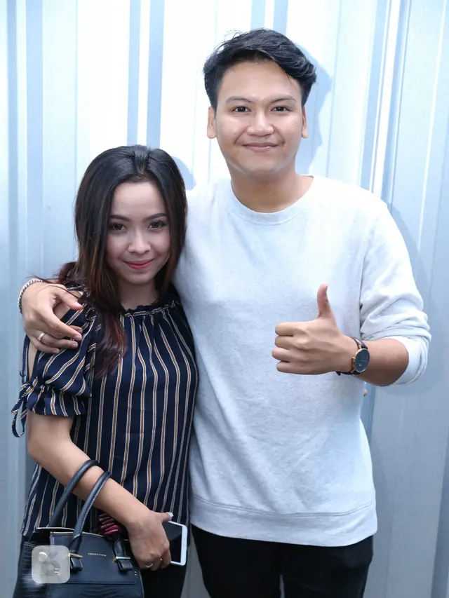 [Bintang] Ilham Smash dan Istri