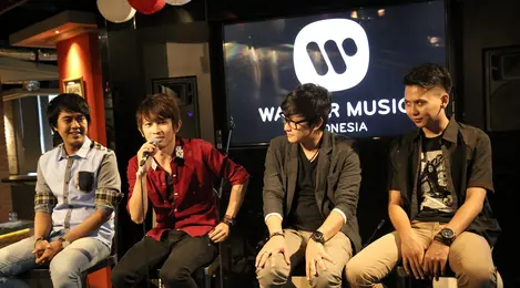 De Meises Gaet Shiha Zikir Di Single Jangan Bilang Siapa Siapa Entertainment Fimela Com