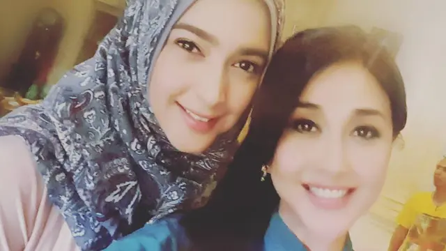 Paramitha Rusady dan Nabila Syakieb