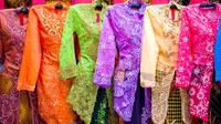 8 Jenis Kebaya Khas Nusantara, Bisa Dipakai Anak Muda dan Tetap Stylish!