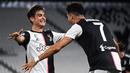Paulo Dybala jadi pemain lain yang pernah satu tim dengan Lionel Messi dan Cristiano Ronaldo. Dybala satu tim dengan CR7 di Juventus dan sempat jadi kombinasi maut. (Foto: AFP/Marco Bertorello)