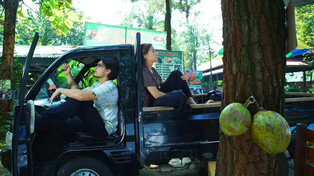 Jurus Tukang Es Kelapa Memetik Cinta