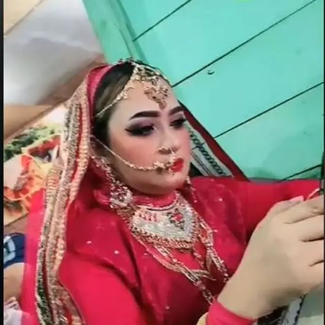 Viral Wanita Pakai Kostum Khas India Saat Buka Puasa Bersama