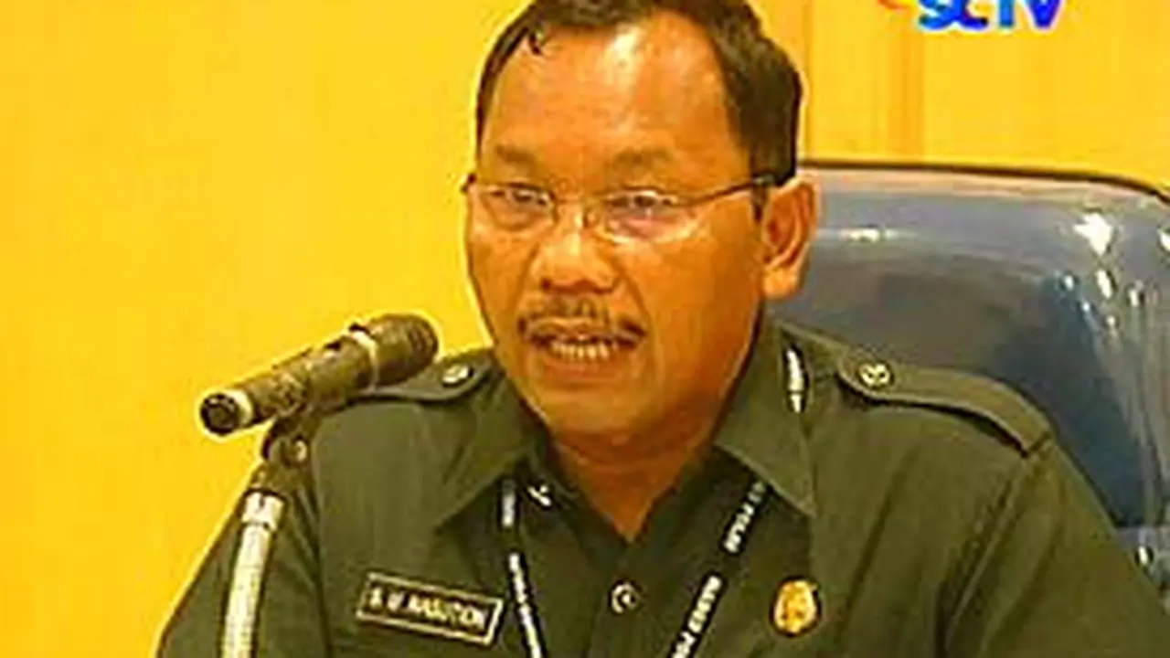 300805cBomAmbon.jpg