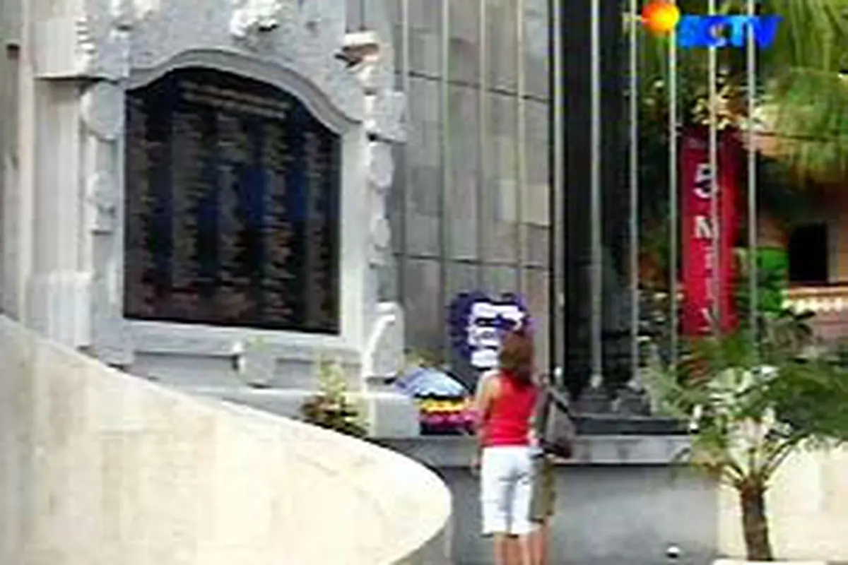 111005cground.jpg