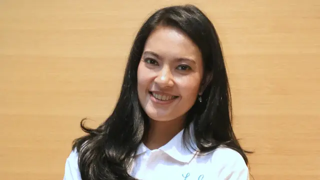 [Bintang] Lola Amaria