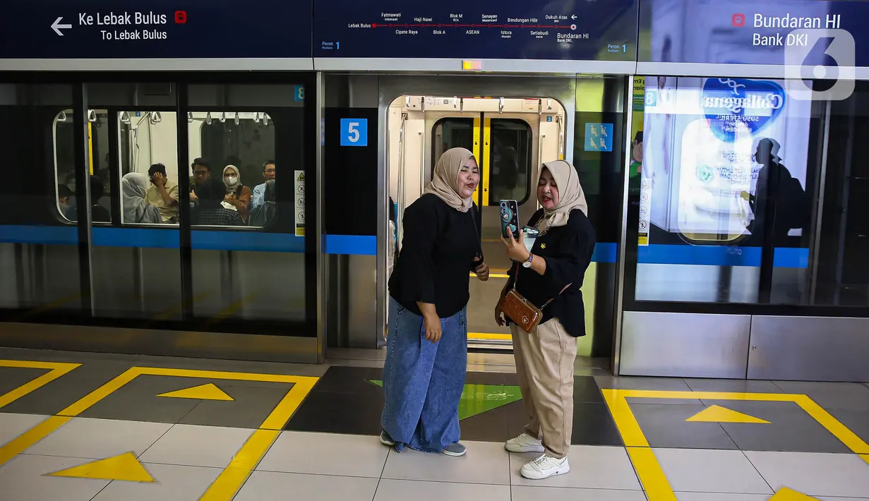Sedangkan untuk MRT, dan LRT Jakarta akan beroperasi sampai dengan pukul 02.00 Waktu Indonesia Barat pada 1 Januari 2025. (Liputan6.com/Angga Yuniar)