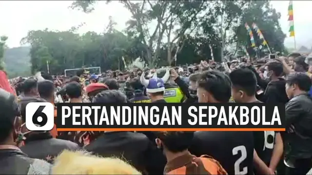 VIDEO: Pertandingan Sepakbola Dibubarkan Khawatir Jadi Klaster Covid-19