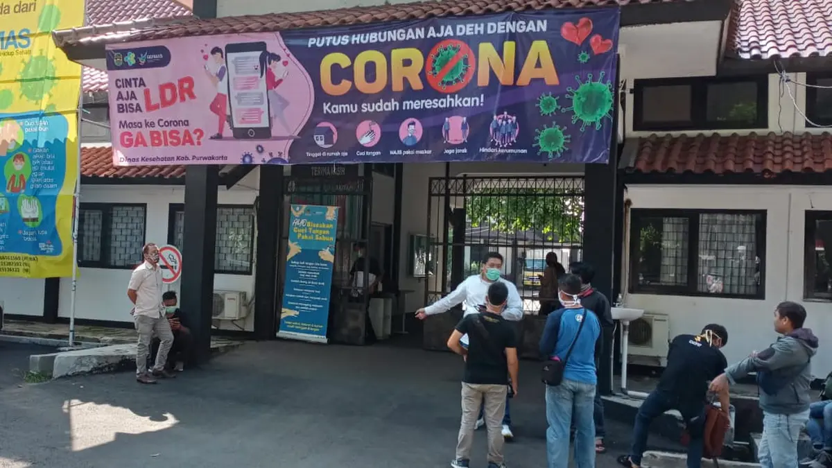 Berita Spanduk Lucu Covid-19 Hari Ini - Kabar Terbaru Terkini