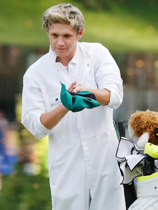 Aneh tapi nyata. Hal ini yang sedang terjadi pada salah satu personel One Direction, Niall Horan. (Bintang/EPA)