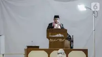 Menteri Agama Fachrul Razi saat memberikan ceramah dalam salat Jumat di Masjid Istiqlal, Jakarta, Jumat (1/11/2019). Menag Fachrul Razi memberikan ceramah dengan tema persatuan 'Merajut Persatuan dan Kesatuan'. (Liputan6.com/ Faizal Fanani)