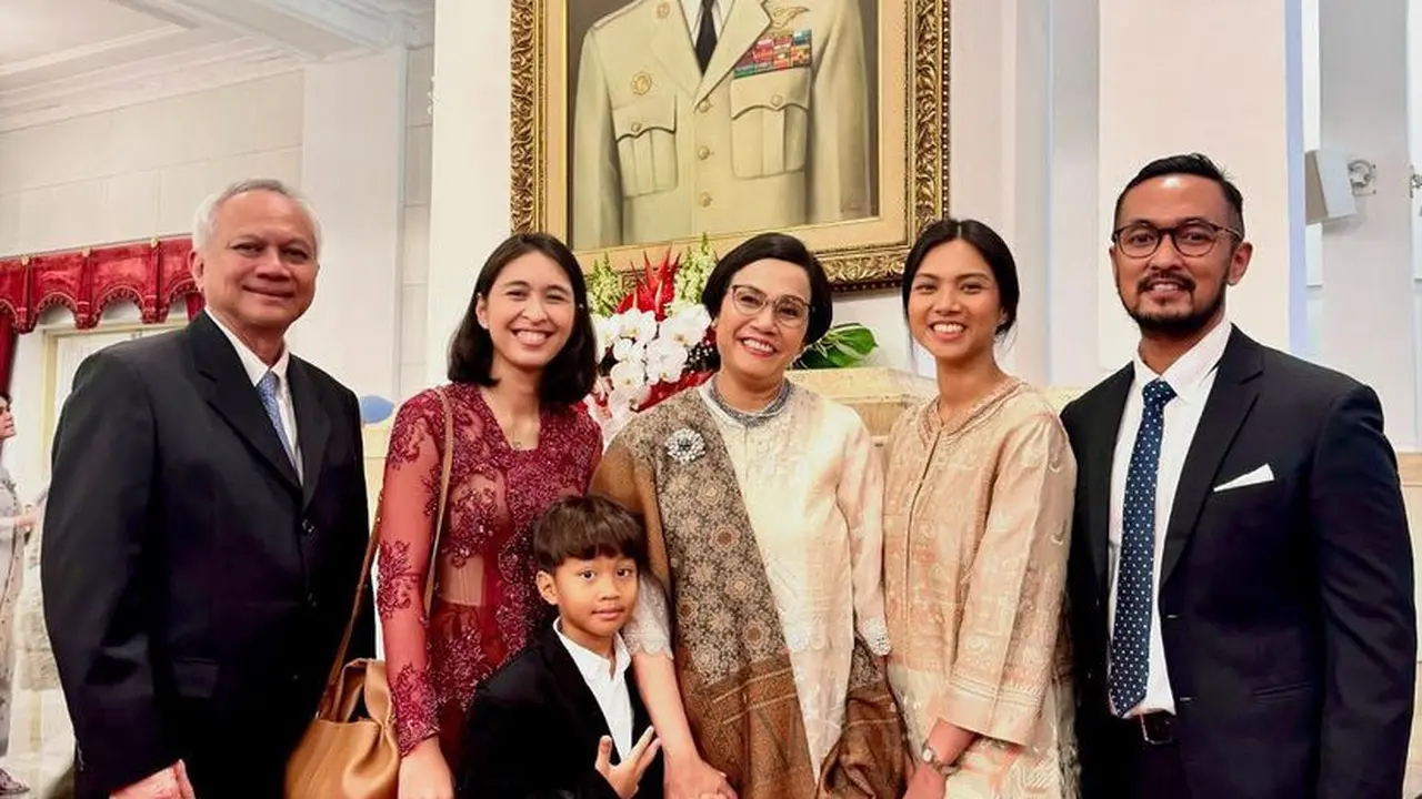 Sri Mulyani salah satu Menteri Perempuan Baru di Kabinet Merah Putih Saat Dilantik Prabowo
