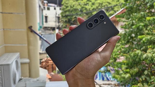 Samsung Galaxy Z Fold 5