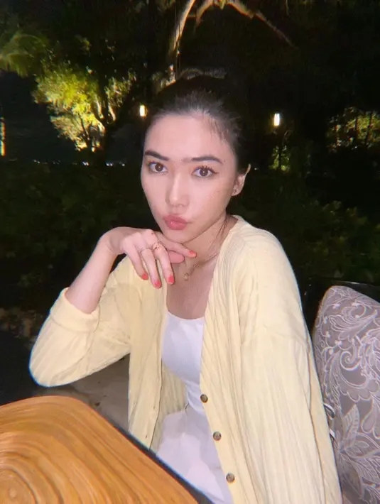 Isyana Sarasvati (Youtube/isyanasarasvati)