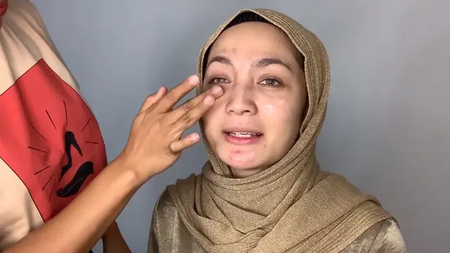Bikin Pangling, Ini 5 potret Imel Putri Cahyati Tanpa Makeup