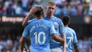 Gelandang Manchester City, Kevin De Bruyne, merayakan gol yang dicetaknya ke gawang Watford pada laga Premier League di Stadion Etihad, Manchester, Sabtu (21/9). City menang 8-0 dari Watford. (AFP/Oli Scarff)