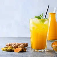 Ilustrasi es kunyit asam/copyrightshutterstock/Lazhko Svetlana