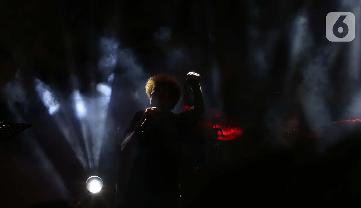Rock Legends Festival membawa penggemar musik beraliran cadas bernostalgia ke masa kejayaan rock di era 80-an hingga 90-an. (Liputan6.com/Helmi Fithriansyah)