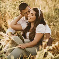 ilustrasi pasangan bahagia/Photo by Jonathan Borba from Pexels