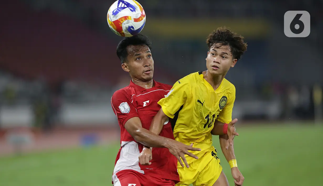 Memasuki babak kedua, jalannya pertandingan tidak banyak berubah. (Liputan6.com/Helmi Fithriansyah)