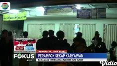 Pelaku yang berjumlah tiga orang berhasil menggondol uang Rp 10.500.000 dari brangkas dalam waktu kurang dari 5 menit sebelum melarikan diri.