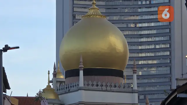 Penampakan masjid di area Jalan Bugis Singapura