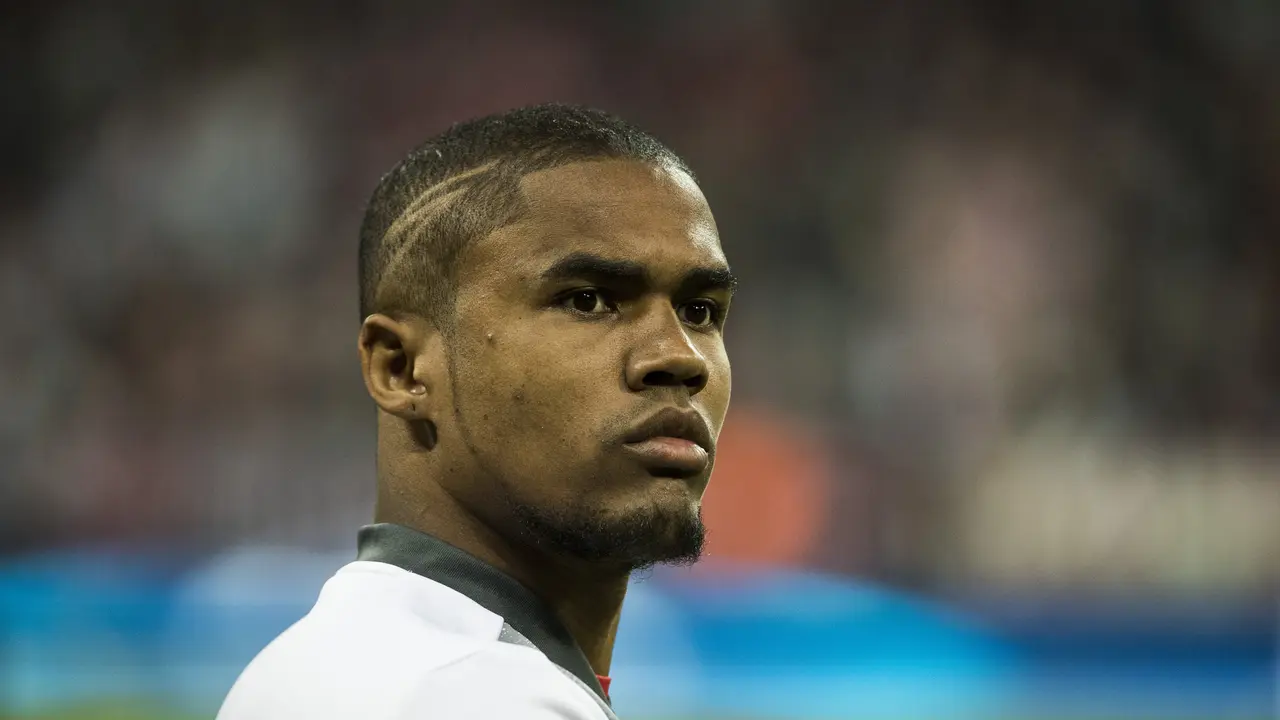 Douglas Costa, Barcelona