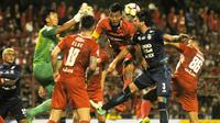 PSM mengalahkan Arema 1-0 di laga pekan kelima Liga 1 di Stadion Andi Mattalatta Matoangin, Makassar, Rabu (10/5/2017). (Bola.com/Iwan Setiawan)